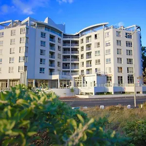 ocean-breeze-economy-suites.hotels-capetown.com/